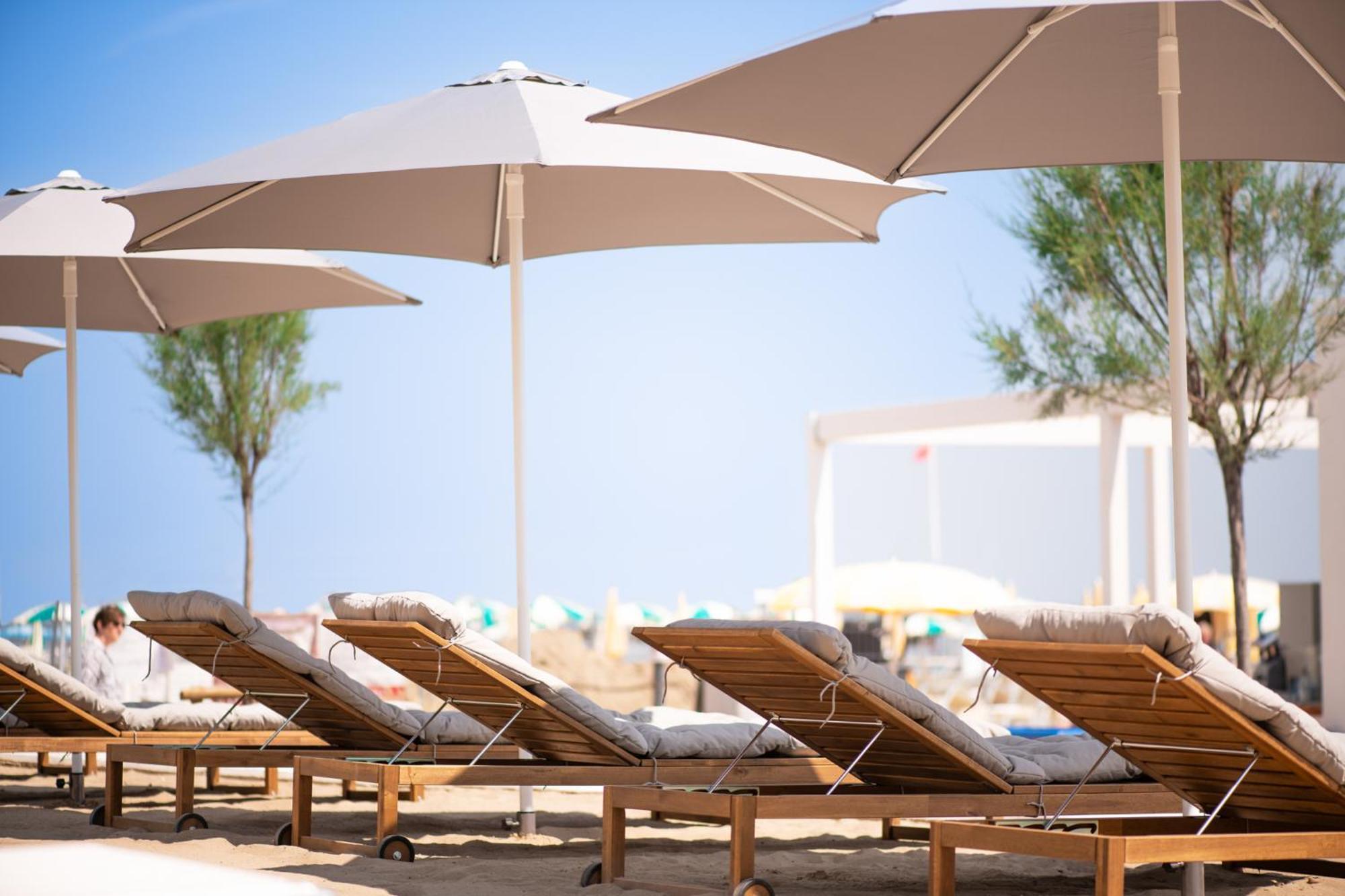 Hotel Capanni Bellaria-Igea Marina Exterior foto